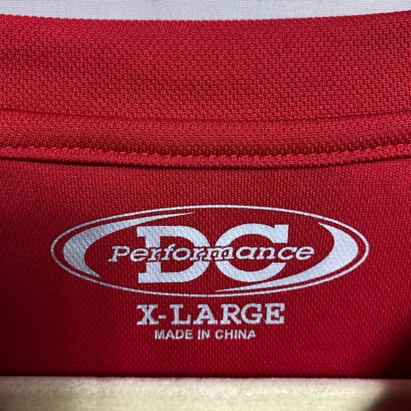 DC Performance mens active t-shirt sz XL red - Picture 3 of 3